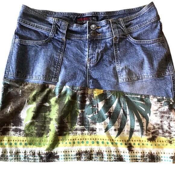 Reworked Denim Mini Skirt, Size 6 (Junior): Upcycled Handmade Boho Jean Skirt - Picture 7 of 11